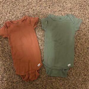Gerber Onesies Brand Bodysuit Set 24 Months Brown Green Short Sleeve 2 Pieces